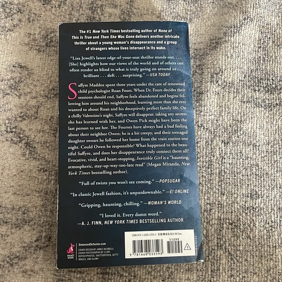 Lisa Jewell 'Invisible Girl' Book - Picture 2 of 6